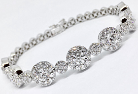 18k white gold bracelet with Diamonds