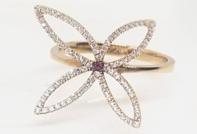 18k yellow gold ring with Ruby & Diamonds